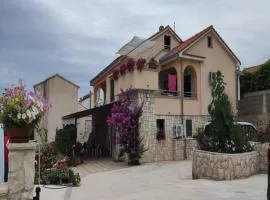 Apartment in Ra anac near Beach Rtina