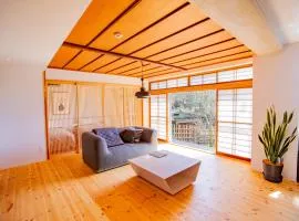 真鶴町ペットと泊まれてBBQも可能落ち着く和モダンルームapartment Hotel途乃中