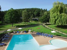 Hotel Parc Les Cigognes，位于Albé的酒店