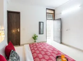 Homlee-Vintage 2BHK-Fort View-Bharat Mandapam-NDLS