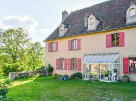 Joli manoir à la campagne，位于Bétête的酒店