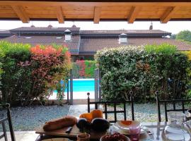 Maison Belvedere By Bookinggardalake，位于马内尔巴的木屋