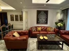 Luxury Apartment In Indiranagar