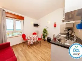 A38 - Rising Sun Top-Floor Flat