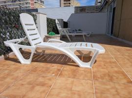 Apartamento con Terraza de Ensueño junto al Mar，位于库列拉的酒店