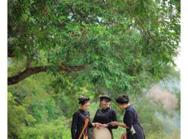 Ba Be Retreat，位于北市的木屋