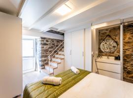 Social Lodge Galinho House - Sea View - Calheta，位于伊斯特雷托达卡耶塔的酒店