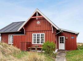 Beautiful Home In Rømø With Wifi，位于拉科克的酒店