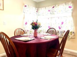 Emerald - GREAT PARK, 3br, Yard, Pet-Friendly，位于Paulding的酒店