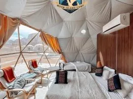 Moon Island Camp