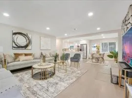 Spacious 5BR Retreat Sleeps 10