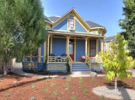 Santa Barbara Classic by Paradise Retreats
