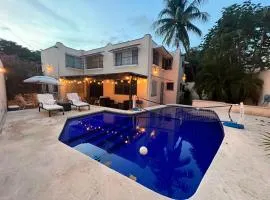 Villa Turix up to 16