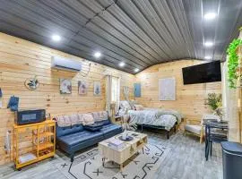 Hot Tub, Fire Pit Lake-View Catlettsburg Getaway!