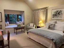 Westwood Country House Guest Suites，位于格雷敦的酒店