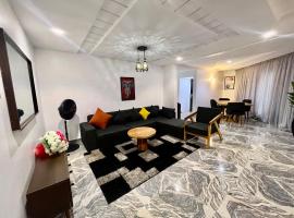 Konar-Apts, 1 bedroom shortlet with City view Balcony, 24hrs power, Security, Wifi, Gwarinpa Express by Dawaki Junction，位于Kubwa的酒店