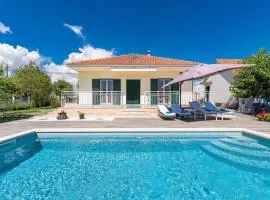 Villa near Krka with Private Pool