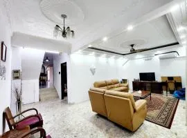 Homestay 5min walk to Jonker Street Melaka