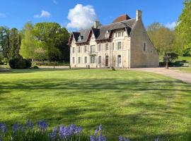 Château du Mesnil Soleil , gites et chambres d'hôtes，位于Damblainville的酒店