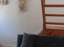 gite des hautes planches 2 pers en Normandie，位于Saint-Omer的酒店