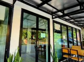 Jonah Hotel