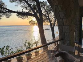 Eden Rock - Paradise by the Sea - Private Beach，位于格里尼亚诺的酒店