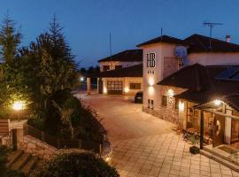 Hotel Iliovasilema，位于塞尼梅西奇卡罗的酒店