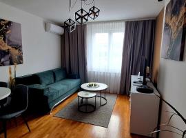 Apartman Ina stan na dan，位于Donje Mladice的酒店