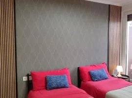 CENTRAL ROOM