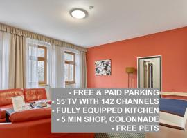 Excellent apartments in Spa City Center 5 min walk from the Colonnade，位于卡罗维发利的酒店