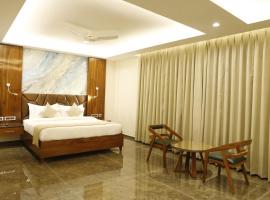 Hotel V K Grand，位于Kannauj的酒店