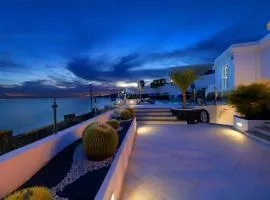 Luxury Puerto Del Carmen Villa 4 Bedrooms La Perla Modern Furnishings Stunning Sea Views
