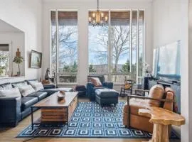 Serene Architect-Designed Vermont Chalet home