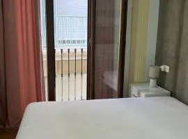 Luminoso apartamento en Granada centro