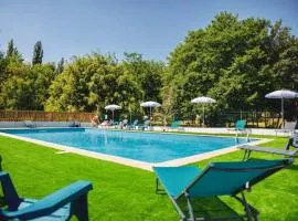 Camping 3 étoiles - Piscine - eeicbi