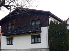 Rekreačný dom E&Z，位于布雷兹诺的酒店