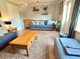 Spacious 3 Bedroom House in Wool，位于伍尔的酒店