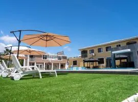Adonai Luxe Apartment