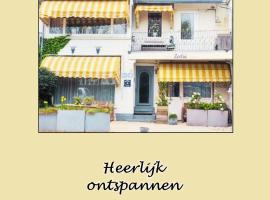 Boutique hotel Zeelui，位于海边的艾格蒙特的酒店