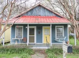 Shanty Bellum Too - 2b1b, Washer & Dryer, Full Kitchen