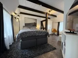 Fachwerkhaus mit 2 getrennten Schlafzimmern, Wohnzimmer und Küche