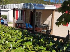 Mobil home LE COUCOU，位于Le Martinet的酒店