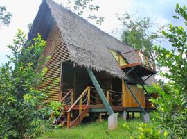 Amazon Uaturi Lodge，位于伊基托斯的山林小屋