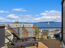 Alki Beach Front TownHome
