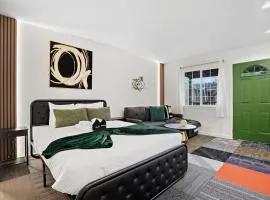 Beachy 1BR Escape with Sofa Bed - Golf & Beach Nearby