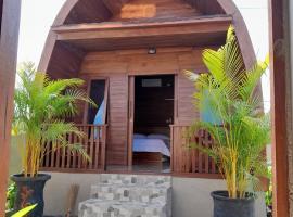 Pebble Beach Bungalow in Medewi Yeh Sumbul, Bali，位于Jembrana的酒店