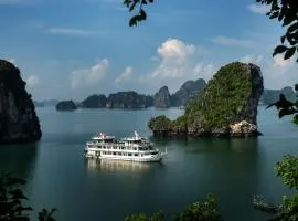 下龙湾天鹅邮轮