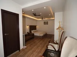 Hotel Parth Luxurious