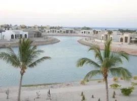 Acacia Sea View Apt in Hawana Resort