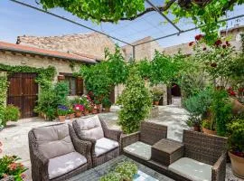 Arsorama Village Homes